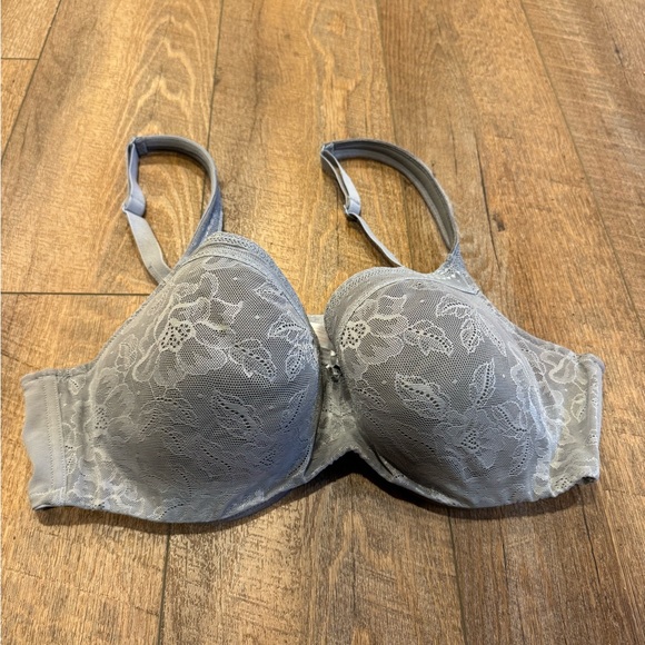 Cacique Other - Women’s Gray Cacique Lace Bra Underwire Size 42D